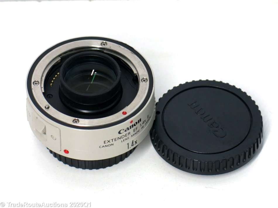 Canon EF 1.4X II Extender for Canon Super Telephoto Lenses (Teleconverter)