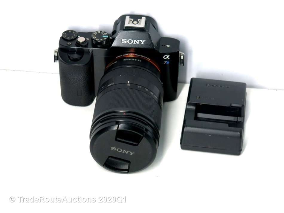 Sony Alpha a7S Mirrorless Digital Camera Kit with Sony 18-200 Lens FULL FRAME