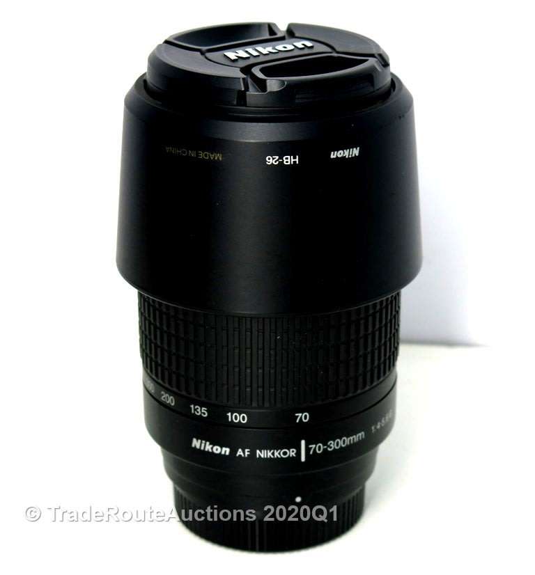 Nikon AF Nikkor 70-300mm f/4-5.6 G Telephoto Zoom lens for Nikon DSLR Cameras