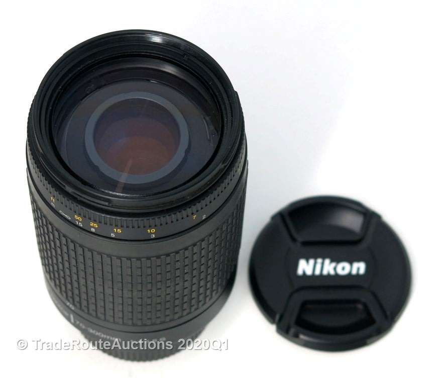 Nikon AF Nikkor 70-300mm f/4-5.6 G Telephoto Zoom lens for Nikon DSLR Cameras