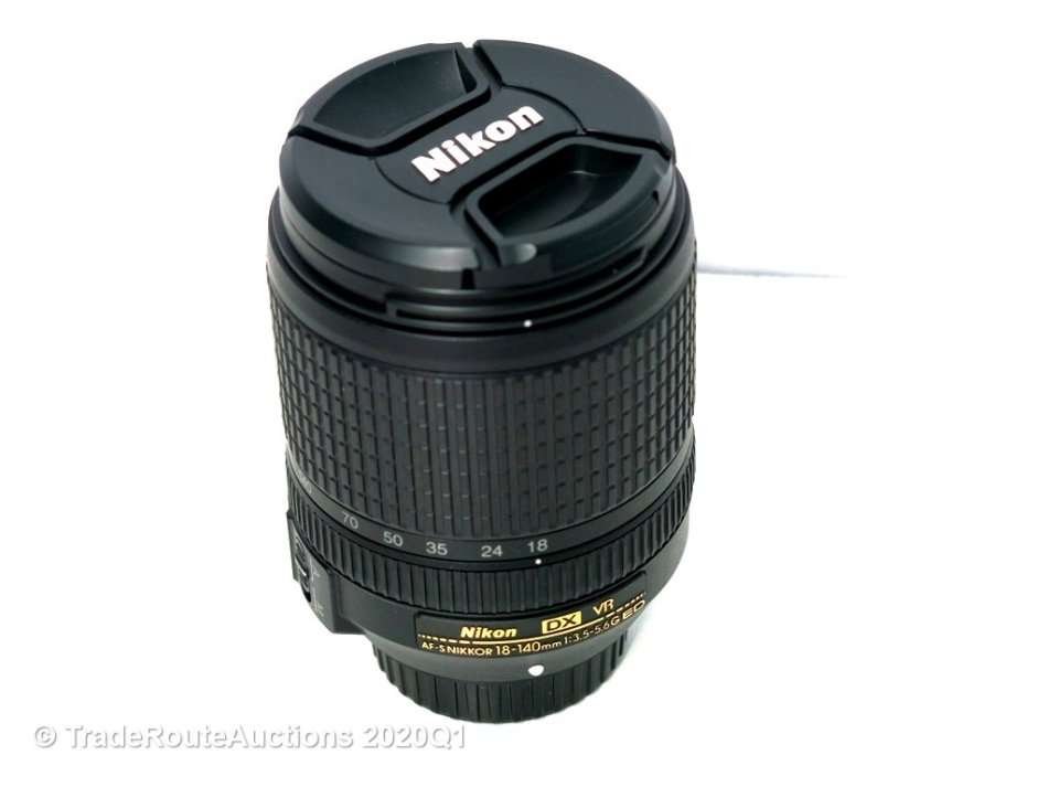 Nikon 18-140mm f/3.5-5.6G ED VR AF-S DX NIKKOR Telephoto & Wide Angle Zoom Lens for Nikon DSLRs