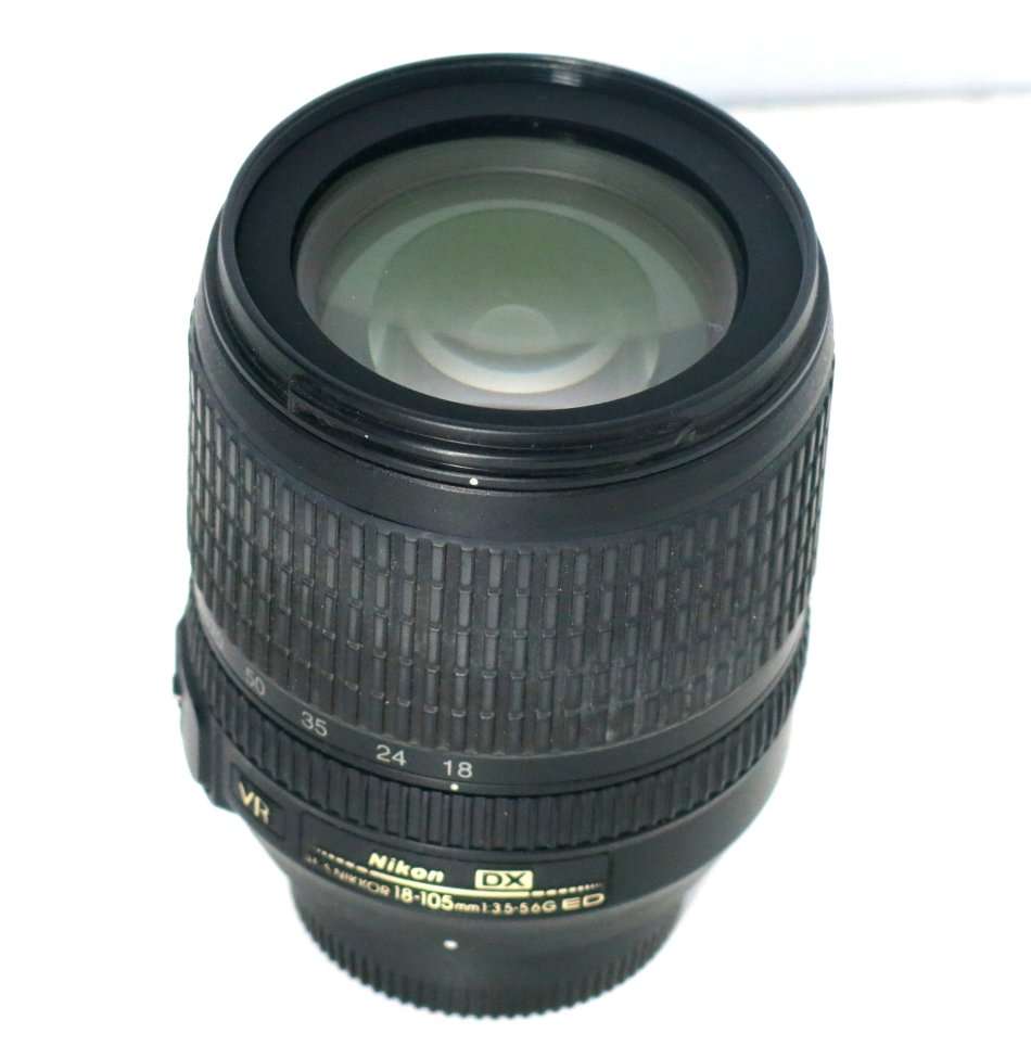 Nikon DX AF-S DX Nikkor 18-105mm VR f/3.5-5.6 Lens for Nikon Digital SLR Cameras
