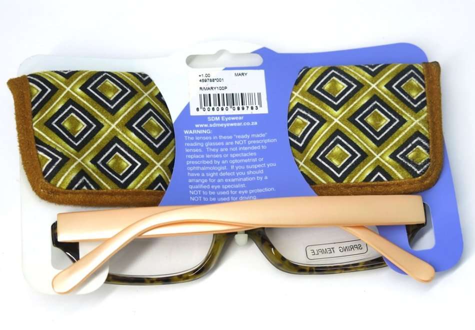 X-TRA VISION Fasion Reading Glasses - with matching case