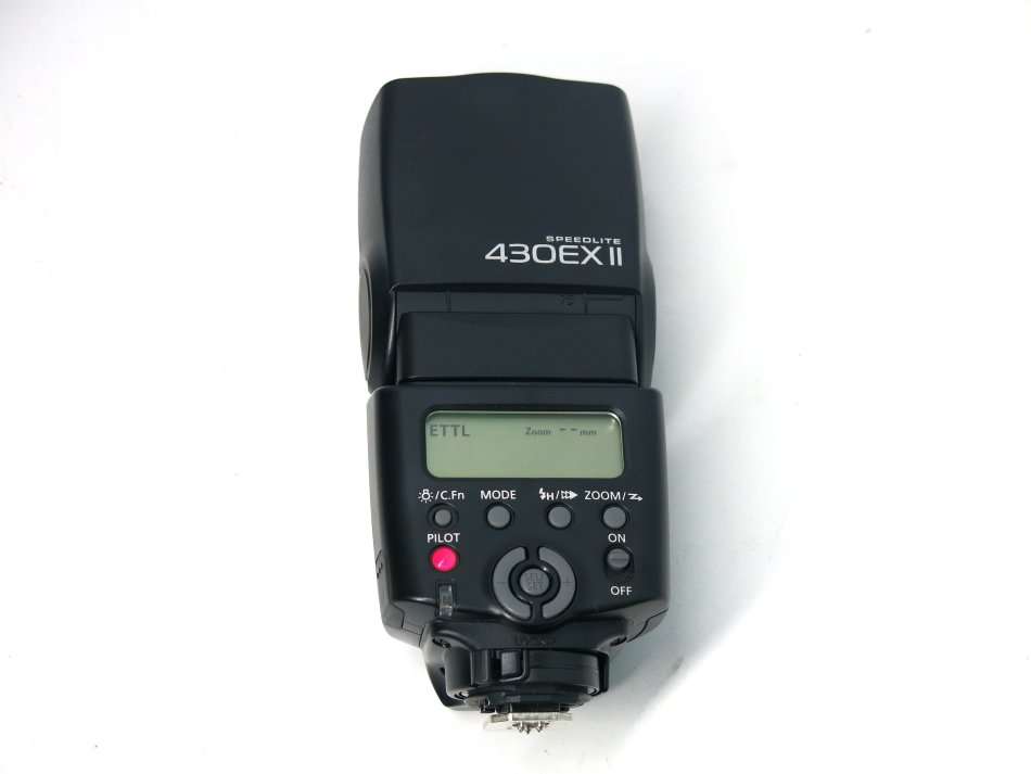 Canon Speedlite 430EX II Flash for Canon EOS DIGITAL SLR Cameras *** BARGAIN ** Fits all CANON DSLRs