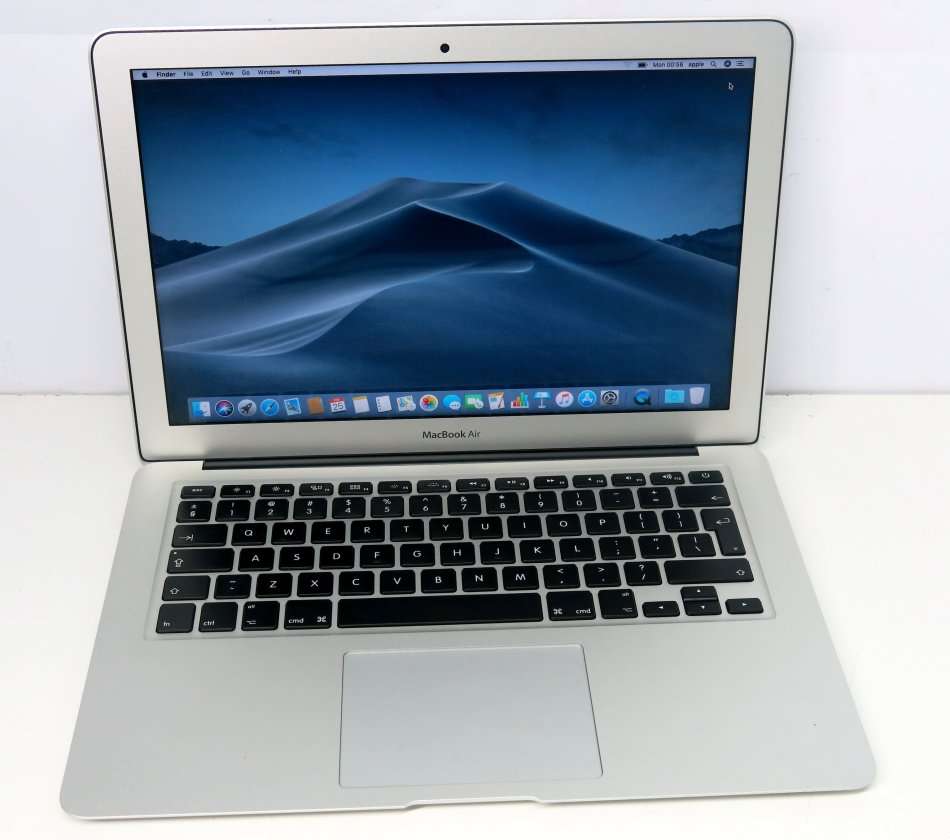 MacBook Air 13.3-inch | Core i5 1.8GHz | 8GB RAM | 128GB SSD MACBOOK AIR 13 INCH 2017 MODEL