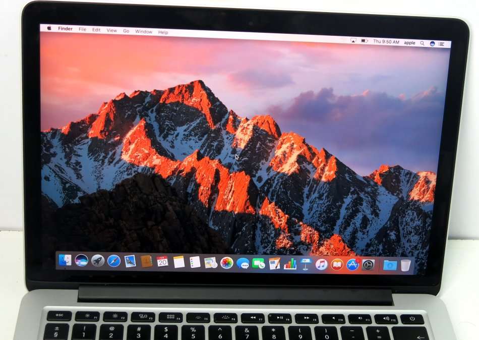MacBook Pro 13.3-inch ** RETINA ** | Core i5 2.7GHz | 8GB RAM | 256GB SSD | EARLY 2015