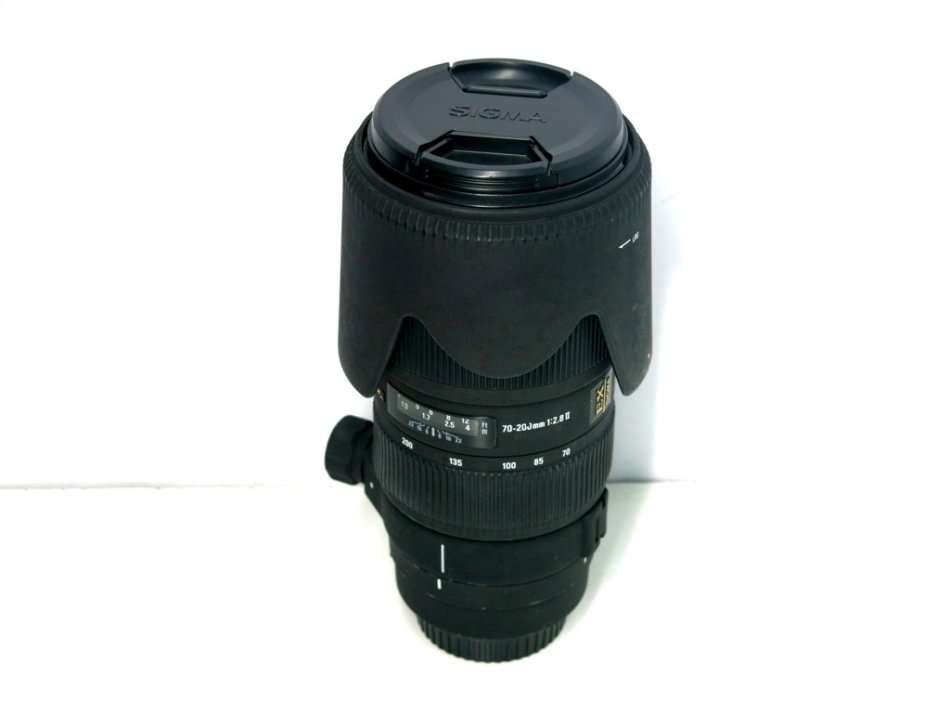 Sigma 70-200mm EX APO DG F/1:2.8 ii Lens for CANON DLSR Cameras