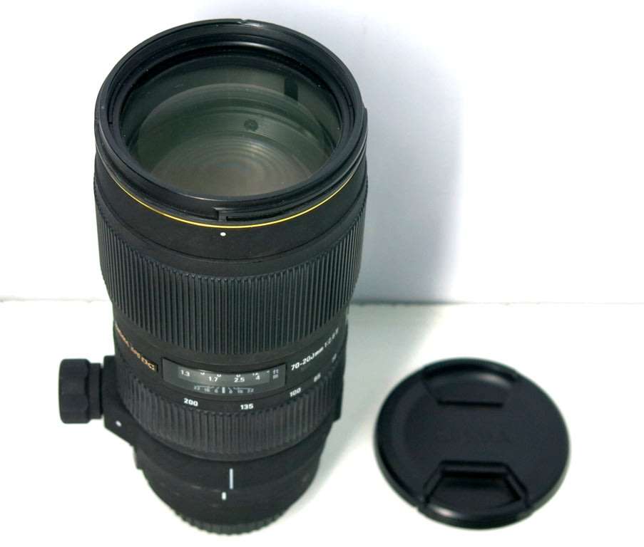 Sigma 70-200mm EX APO DG F/1:2.8 ii Lens for CANON DLSR Cameras