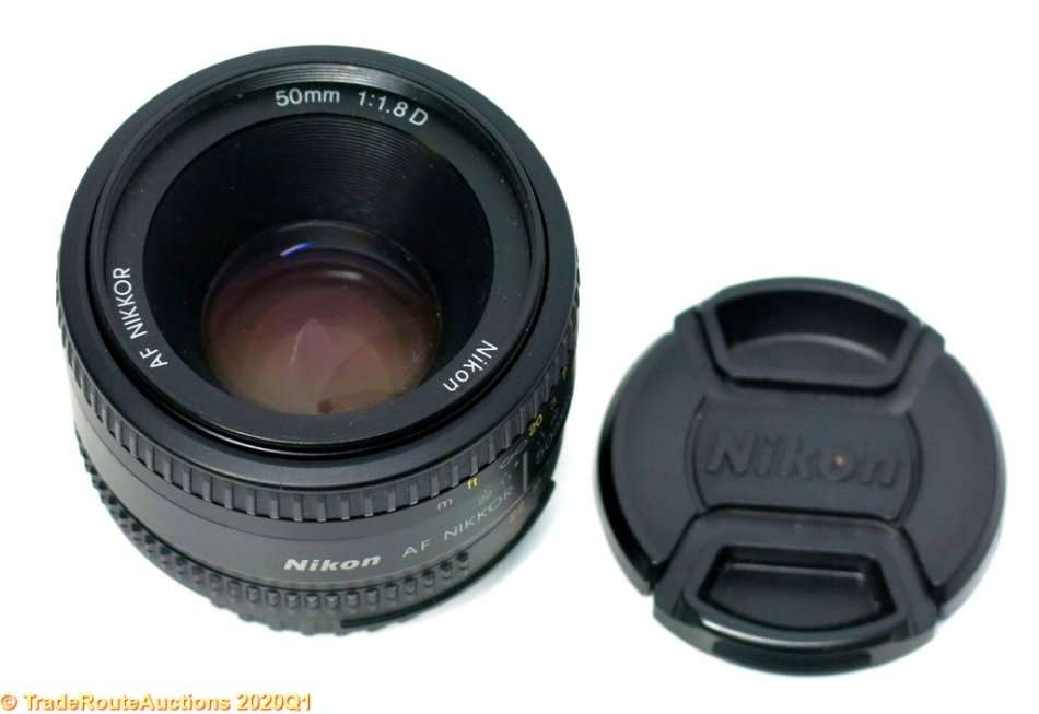 Nikon AF Nikkor 50mm f/1.8D Lens for NIKON Cameras