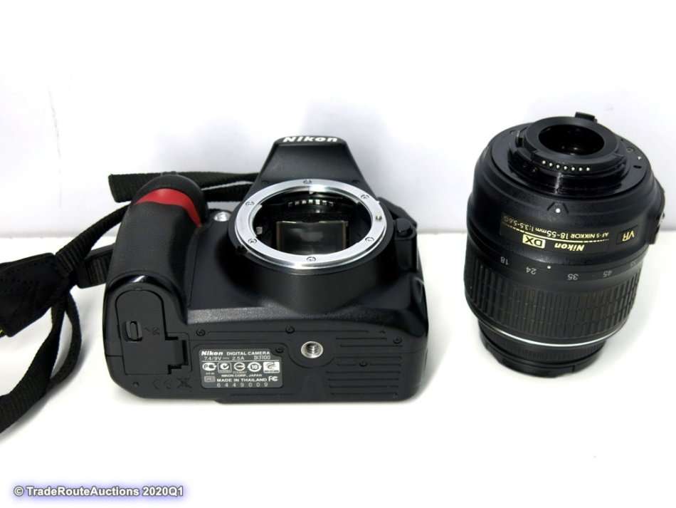 NIKON D3100 DSLR CAMERA 14.2 megapixels with Nikon 18-55mm PROFESSIONAL DSLR LENS KIT