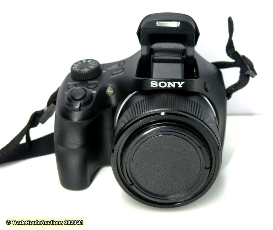Sony Cyber-Shot DSC-HX300 20.4 MP Digital Camera 50X Optical Zoom