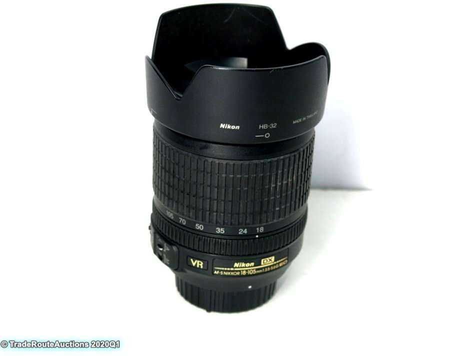 Nikon DX AF-S DX Nikkor 18-105mm VR f/3.5-5.6 Lens for Nikon Digital SLR Cameras