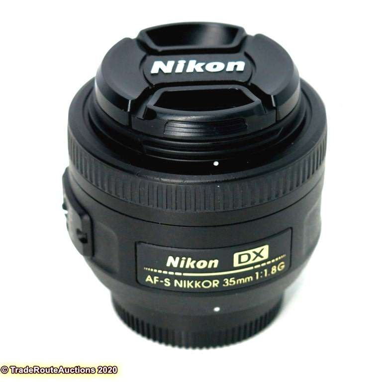 Nikon DX 35mm f/1.8G LENS