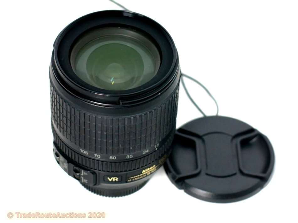 Nikon 18-105mm VR Lens