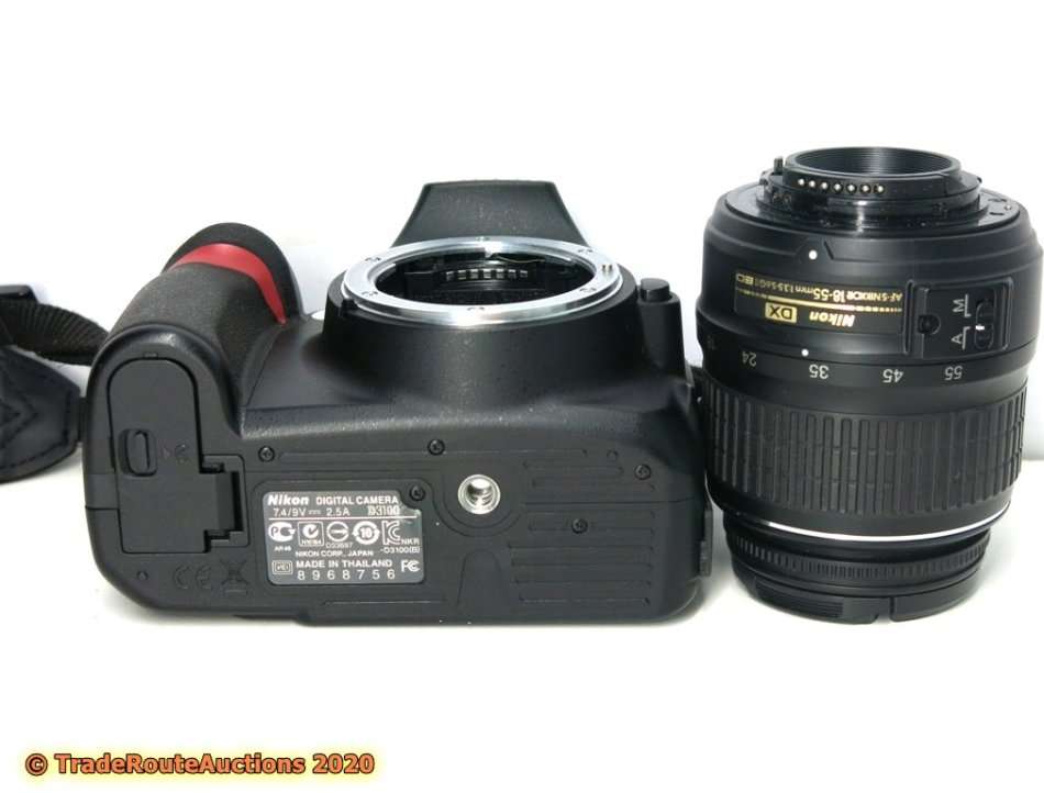 NIKON D3100 DSLR Camera 14.2 megapixels + Nikon 18-55mm Lens Kit