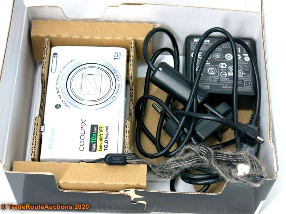 Nikon COOLPIX S6200 16 MP Digital Camera