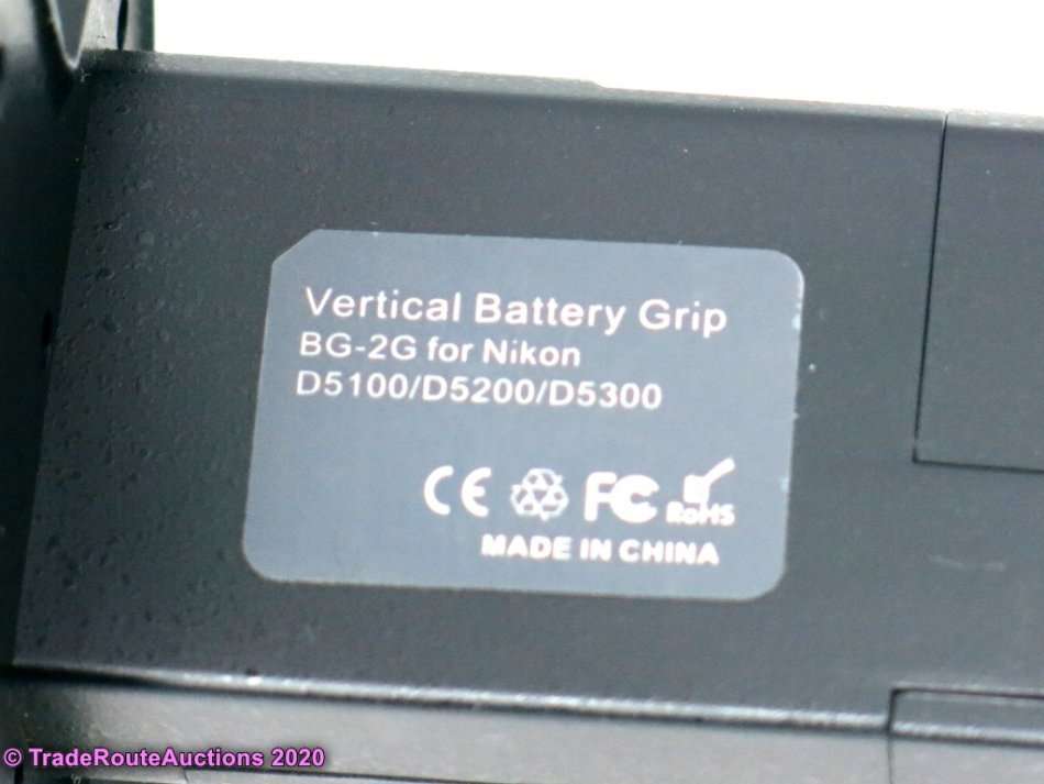 BG-2G Battery Grip For Nikon D5100 D5200 D5300