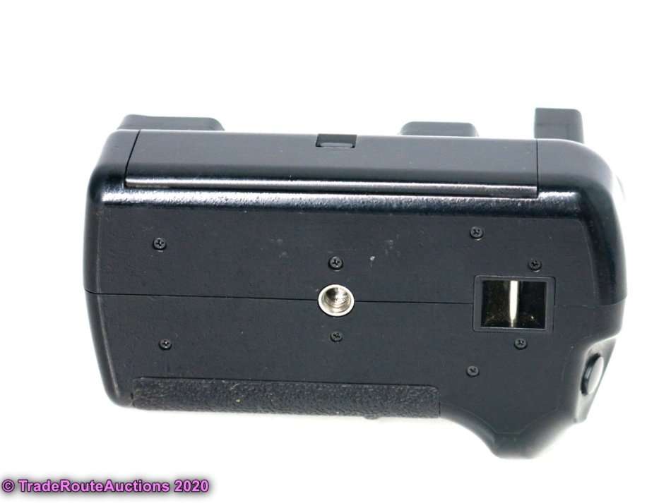 BG-2G Battery Grip For Nikon D5100 D5200 D5300