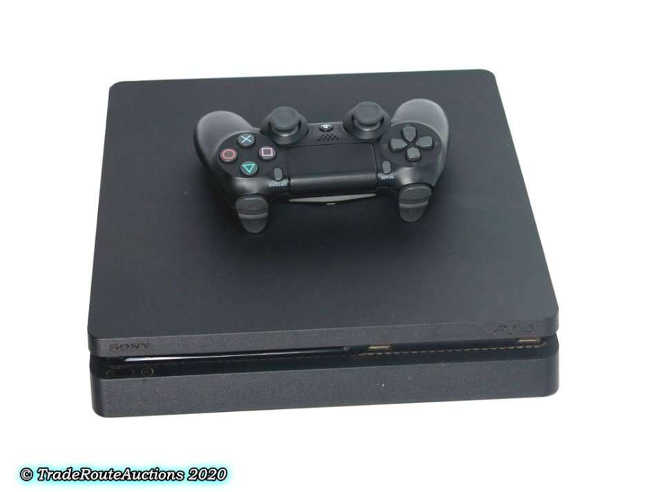 Sony PS4 PlayStation 4 SLIM console - CUH-2116A - Jet Black  *** SONY PS4 ***