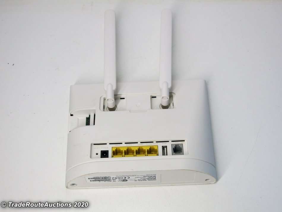 HUAWEI B315S 4G LTE Wifi Modem Router (uses SIM card)
