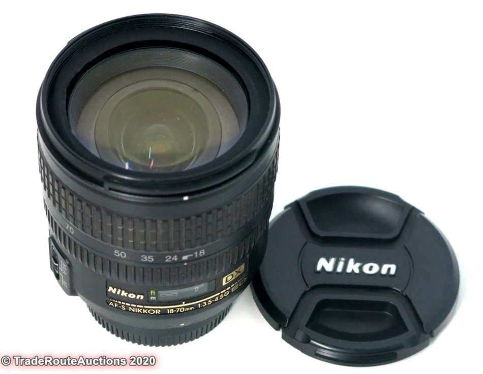 NIKON 18-70mm LENS