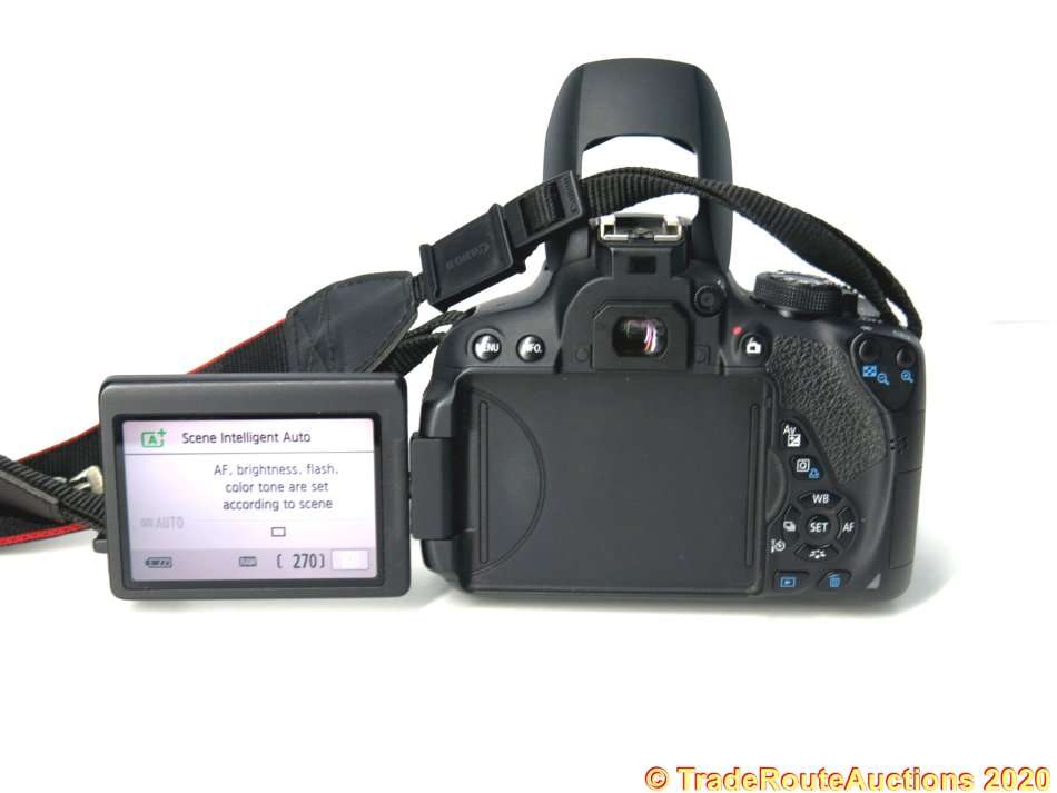 Canon EOS 700D DIGITAL SLR CAMERA KIT WITH 18-55MM iii LENS | 18.0 MP FULL HD