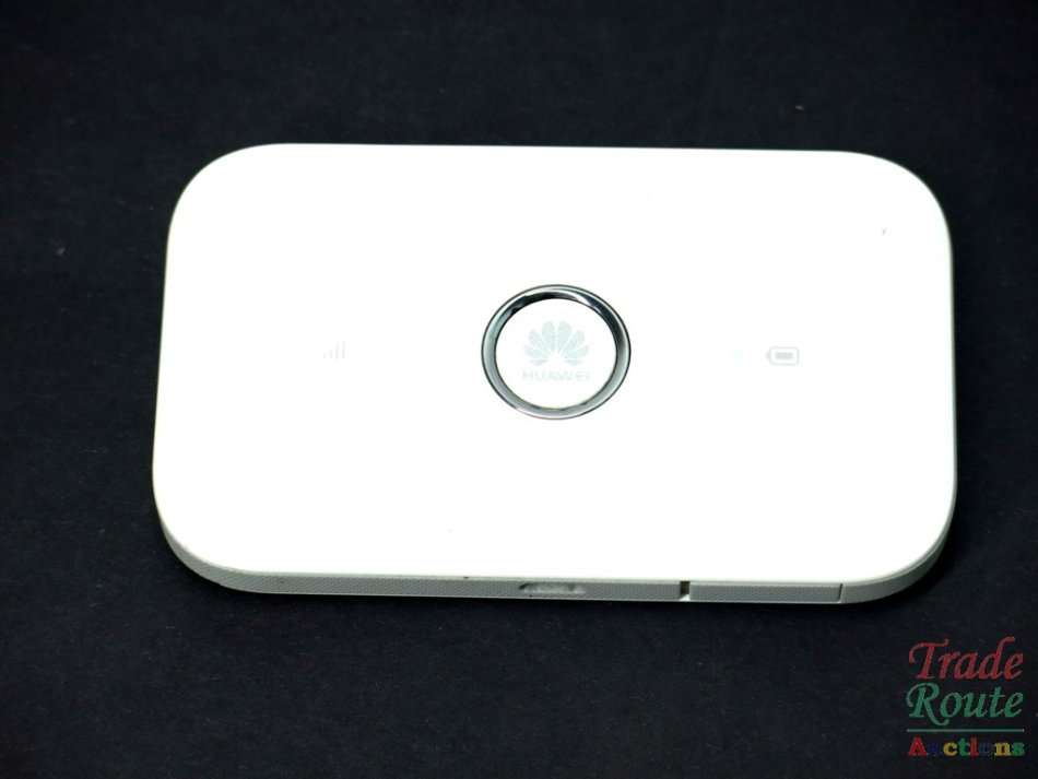 HUAWEI E5573 Mobile WiFi 3G / 4G (LTE) Wireless Hotspot Modem Router - USES SIM CARD