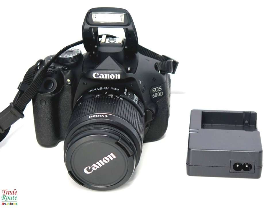 Canon EOS 600D DSLR CAMERA with Canon 18-55 Lens Camera Kit