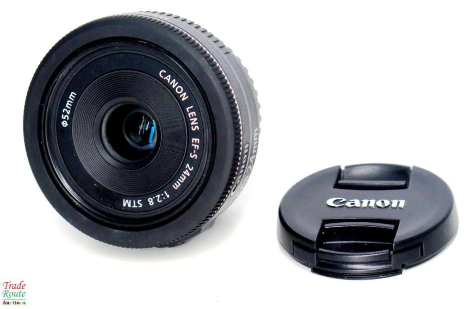 Canon EFS 24mm f/2.8 STM Lens Pancake lens for Canon Cameras