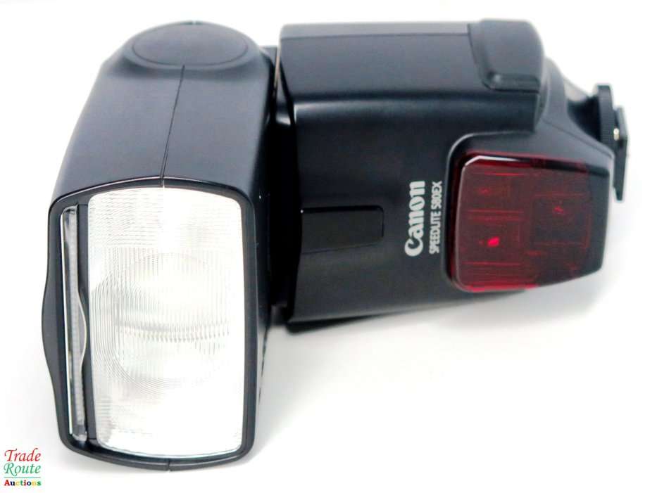 Canon Speedlite 580EX Flash for Canon EOS DIGITAL SLR Cameras *** BARGAIN ** Fits all CANON DSLRs