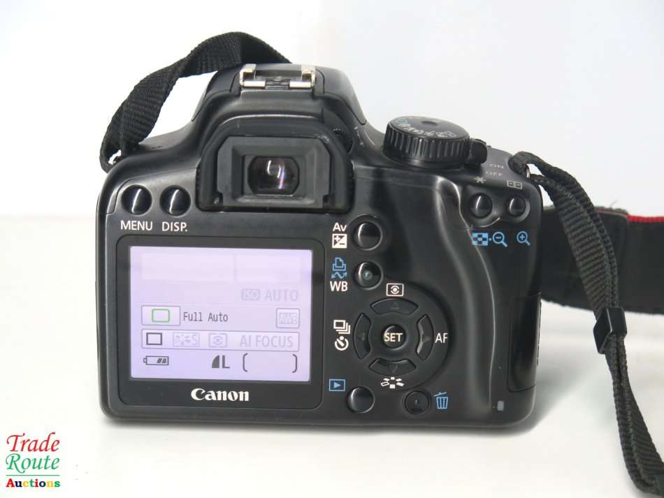 Canon EOS 1000D Digital SLR camera plus Canon 18-55mm Lens Professional KIT