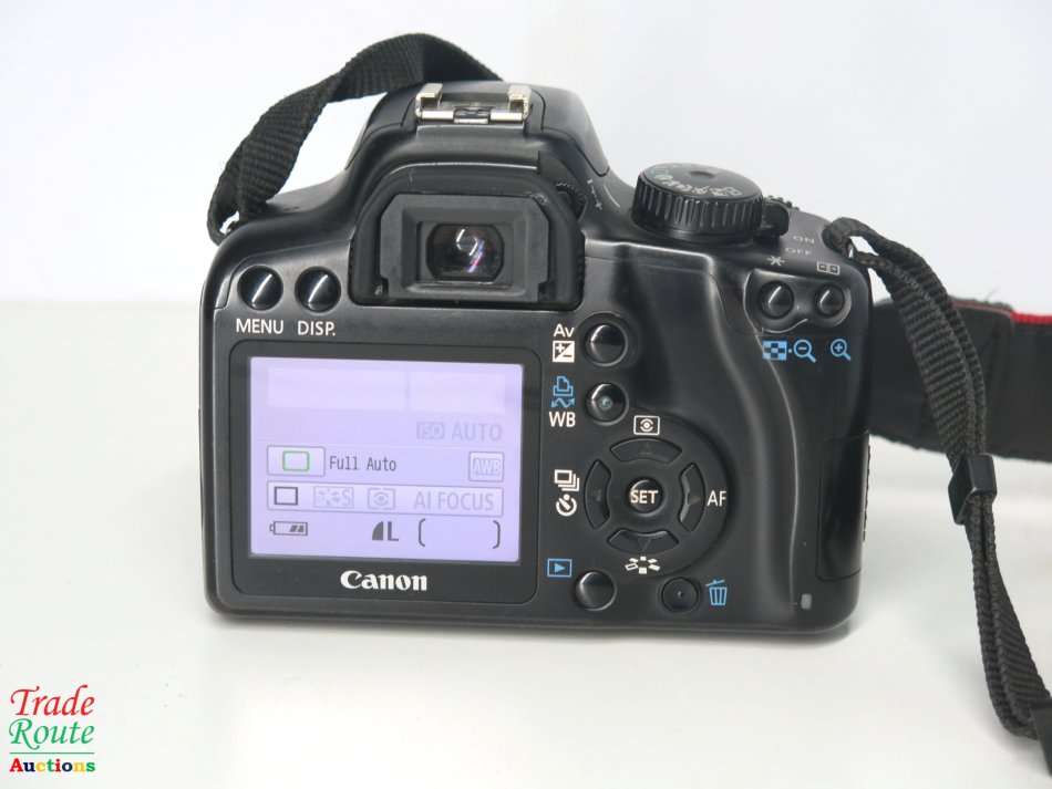 Canon EOS 1000D Digital SLR camera plus Canon 18-55mm Lens Professional KIT