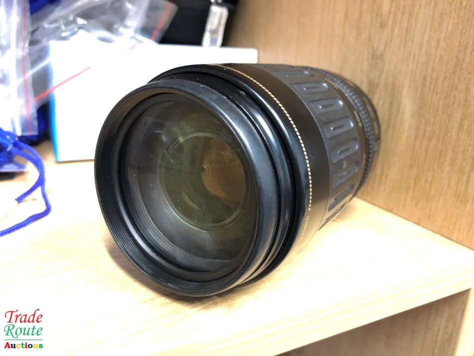 Canon EF 100-300mm f/4.5-5.6 Ultrasonic zoom lens for CANON DSLR Cameras