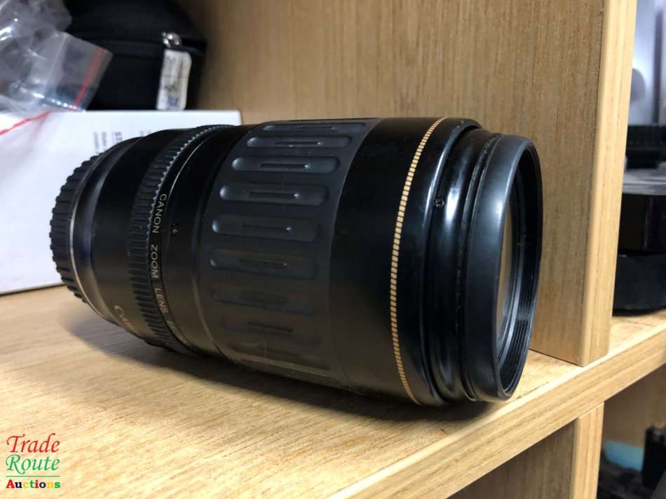 Canon EF 100-300mm f/4.5-5.6 Ultrasonic zoom lens for CANON DSLR Cameras