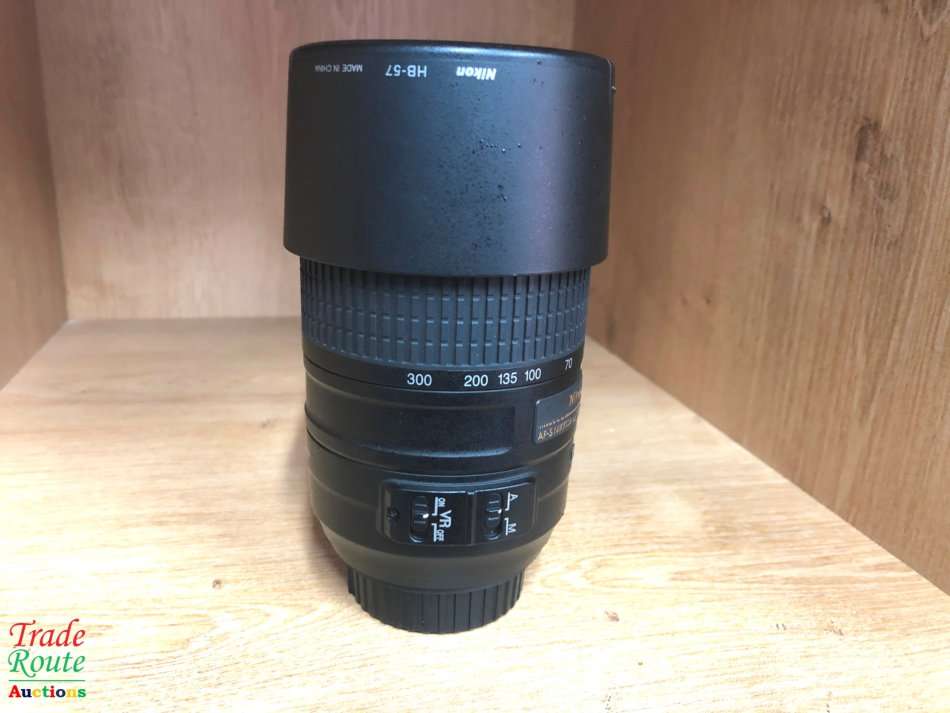 Nikon DX AF-S NIKKOR 55-300MM ED VR Lens for Nikon Digital SLR Cameras