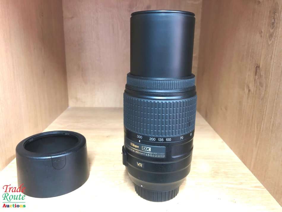 Nikon DX AF-S NIKKOR 55-300MM ED VR Lens for Nikon Digital SLR Cameras