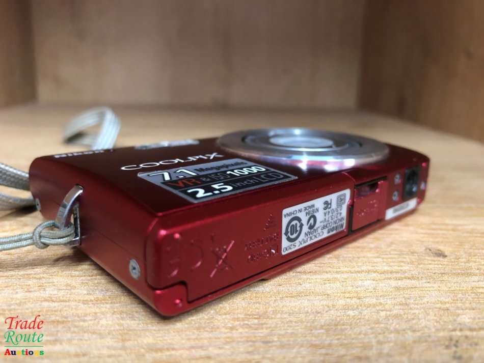 Nikon Coolpix S200 7.1MP Digital Camera with 3x Optical Zoom