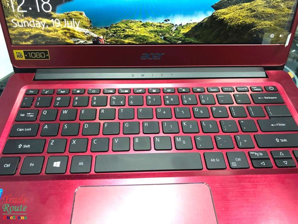 Acer Swift 3 Ultra Thin LAPTOP SF314-56, 14" Full HD 8th Gen Intel Core i7-8565U, 4GB RAM, 256GB SSD