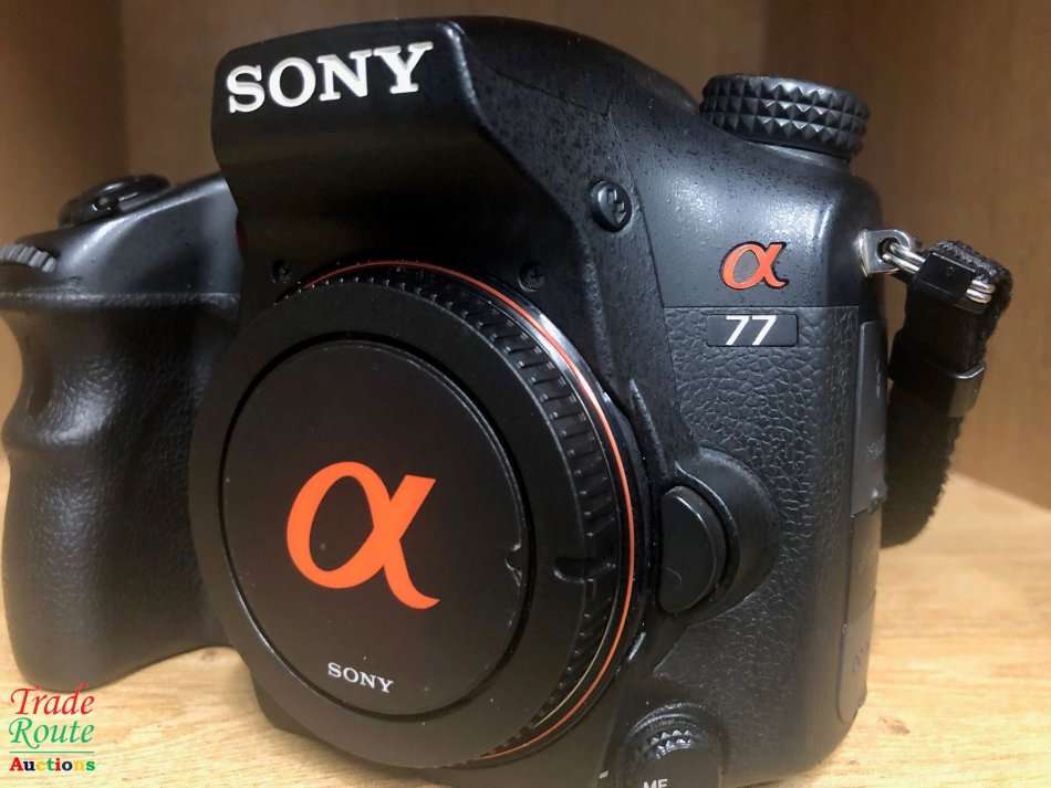 Sony Alpha SLT-A77 DSLR Digital Camera (Body Only) 24.3 MegaPixels Professional BODY