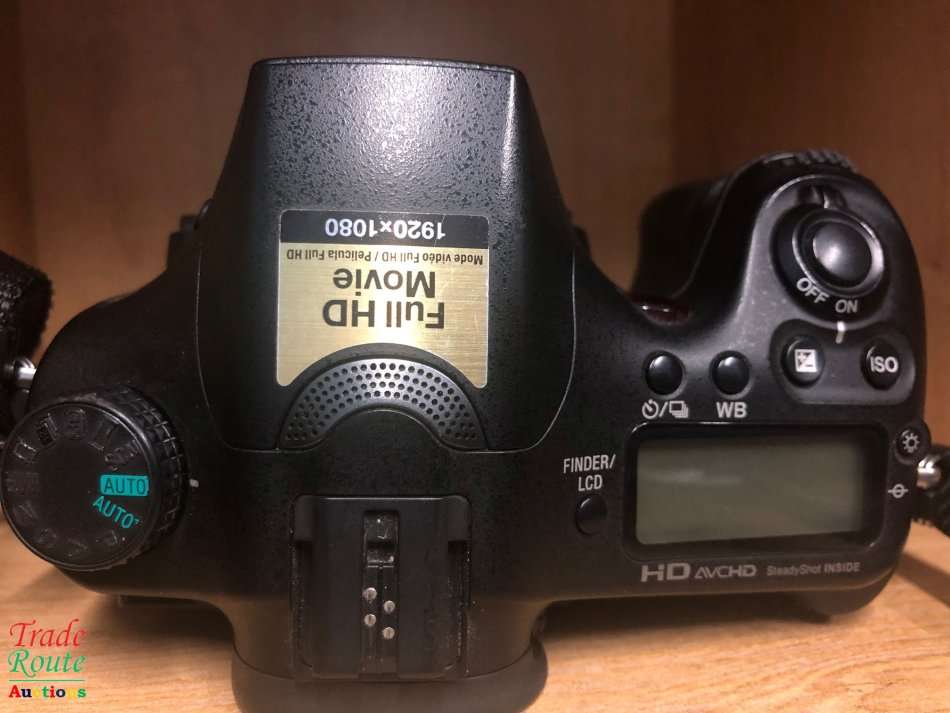 Sony Alpha SLT-A77 DSLR Digital Camera (Body Only) 24.3 MegaPixels Professional BODY