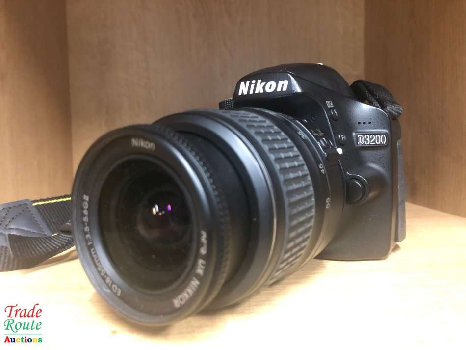 Nikon D3200 24.2 MP CMOS Digital SLR with 18-55mm f/3.5-5.6 AF-S DX NIKKOR Zoom Lens - 24.2 MP