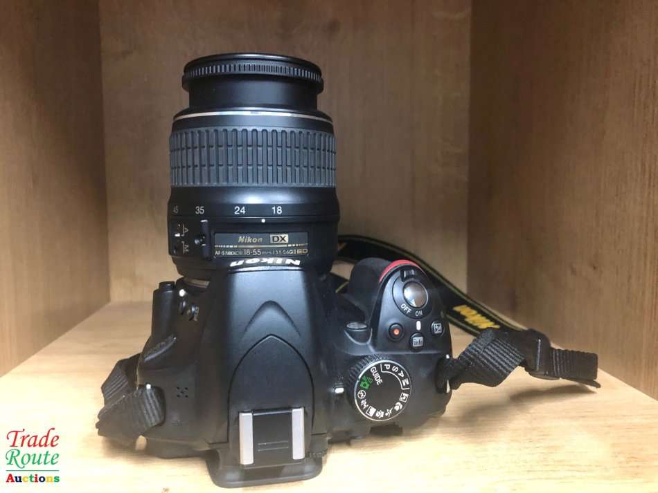 Nikon D3200 24.2 MP CMOS Digital SLR with 18-55mm f/3.5-5.6 AF-S DX NIKKOR Zoom Lens - 24.2 MP