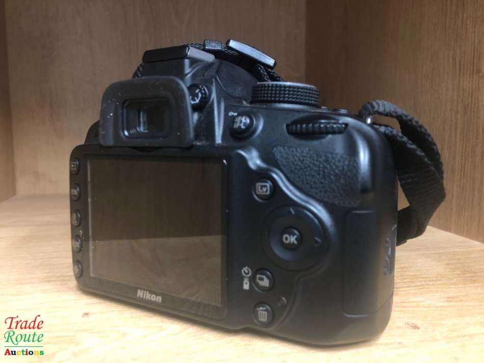 Nikon D3200 24.2 MP CMOS Digital SLR with 18-55mm f/3.5-5.6 AF-S DX NIKKOR Zoom Lens - 24.2 MP