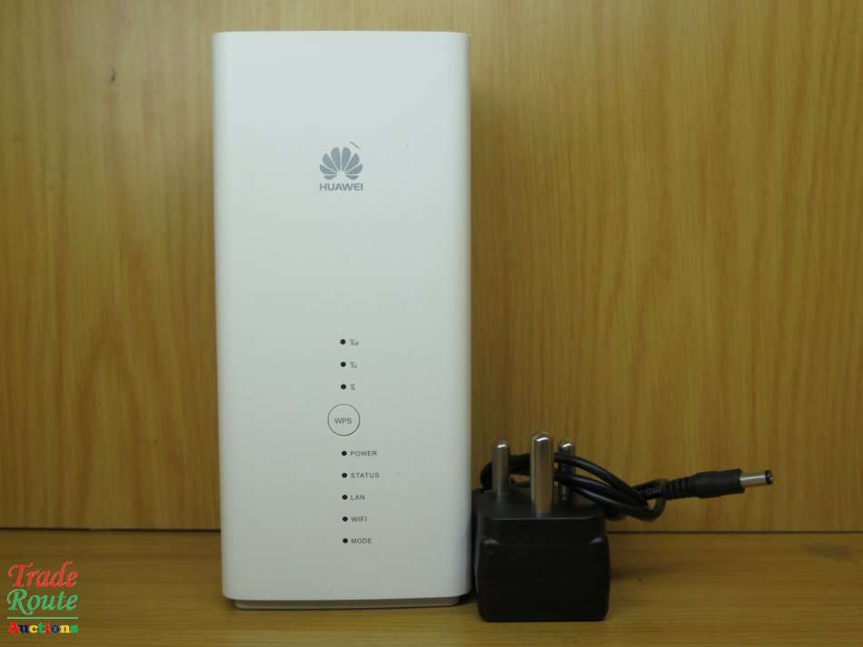 Huawei B618 4G LTE Wireless Modem Router - Takes SIM Card 64 Devices - 600Mbps Speeds