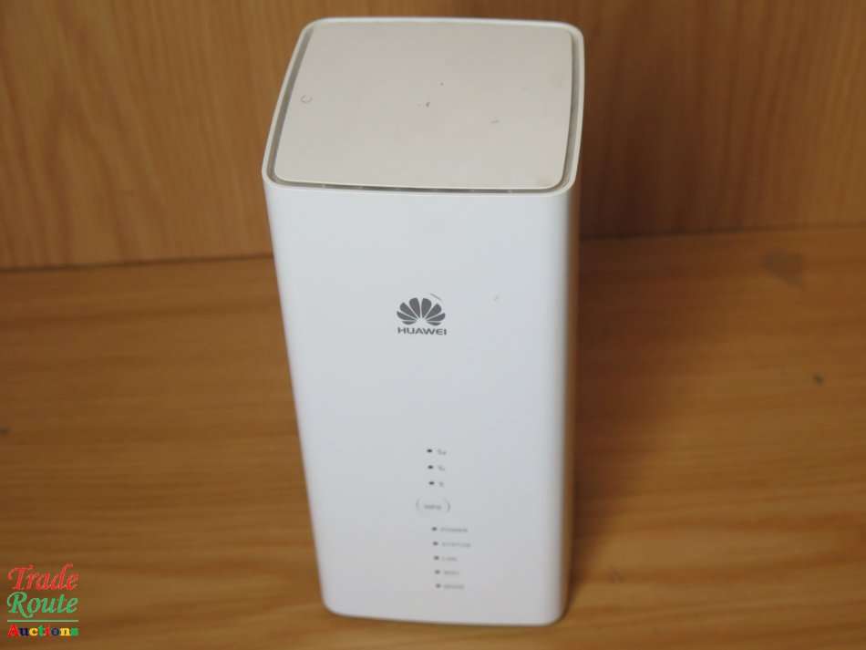 Huawei B618 4G LTE Wireless Modem Router - Takes SIM Card 64 Devices - 600Mbps Speeds