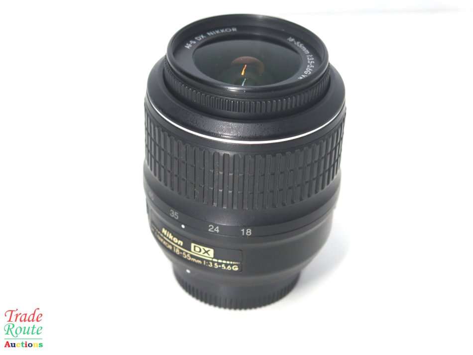 Nikon AF-S DX NIKKOR 18-55mm f/3.5-5.6G Vibration Reduction Zoom Lens Auto Focus for Nikon DSLR