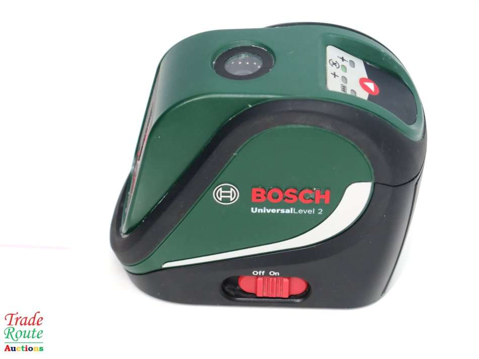 Bosch Universal Level 2 -Cross Line Laser + 1.1m Tripod