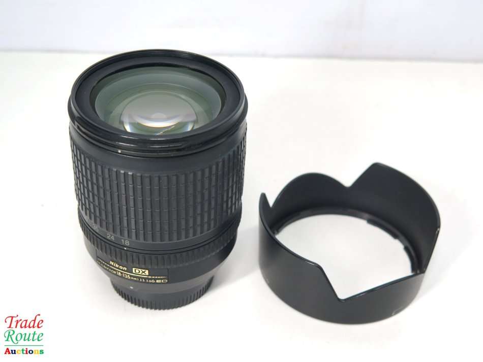 Nikon 18-135mm Lens for Nikon DSLR Cameras