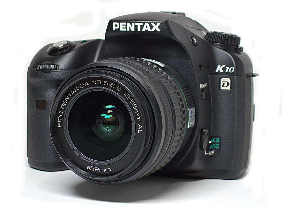 Pentax K10D Digital SLR Camera with 18-55 Lens Kit