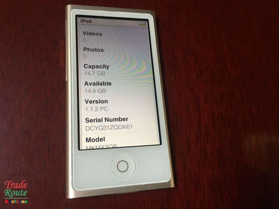 Apple iPod nano 7th Generation (16 GB) A1446 GOLD MKMX2QB